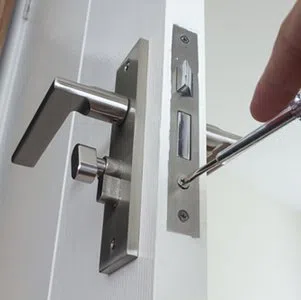 Father Son Locksmith Store Boston, MA 617-294-6265 - lock-opening